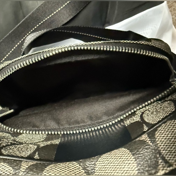 Coach Heritage Stripe Flight Shoulder Bag - Picture 4 of 10